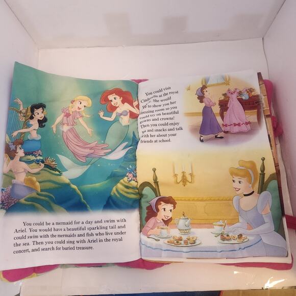 Disney Princess My Princess Friends cloth plush Book 14x10 Washable - Picture 3 of 5